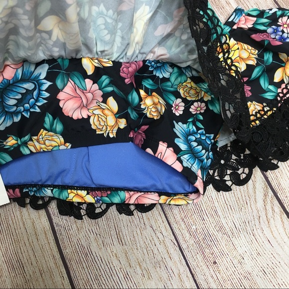 Time & Tru Floral Off the Shoulder Bikini Top Size 8-10 - Picture 7 of 9